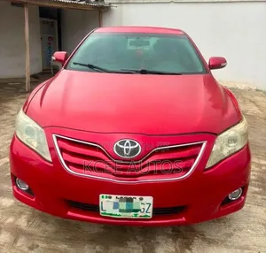 Toyota Camry 2010