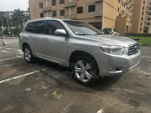Toyota Highlander Limited 2010 Silver