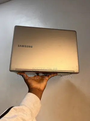 Laptop Samsung 8GB Intel Core i5 SSD 256GB