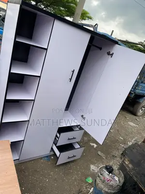 Wardrobe 4 by 6