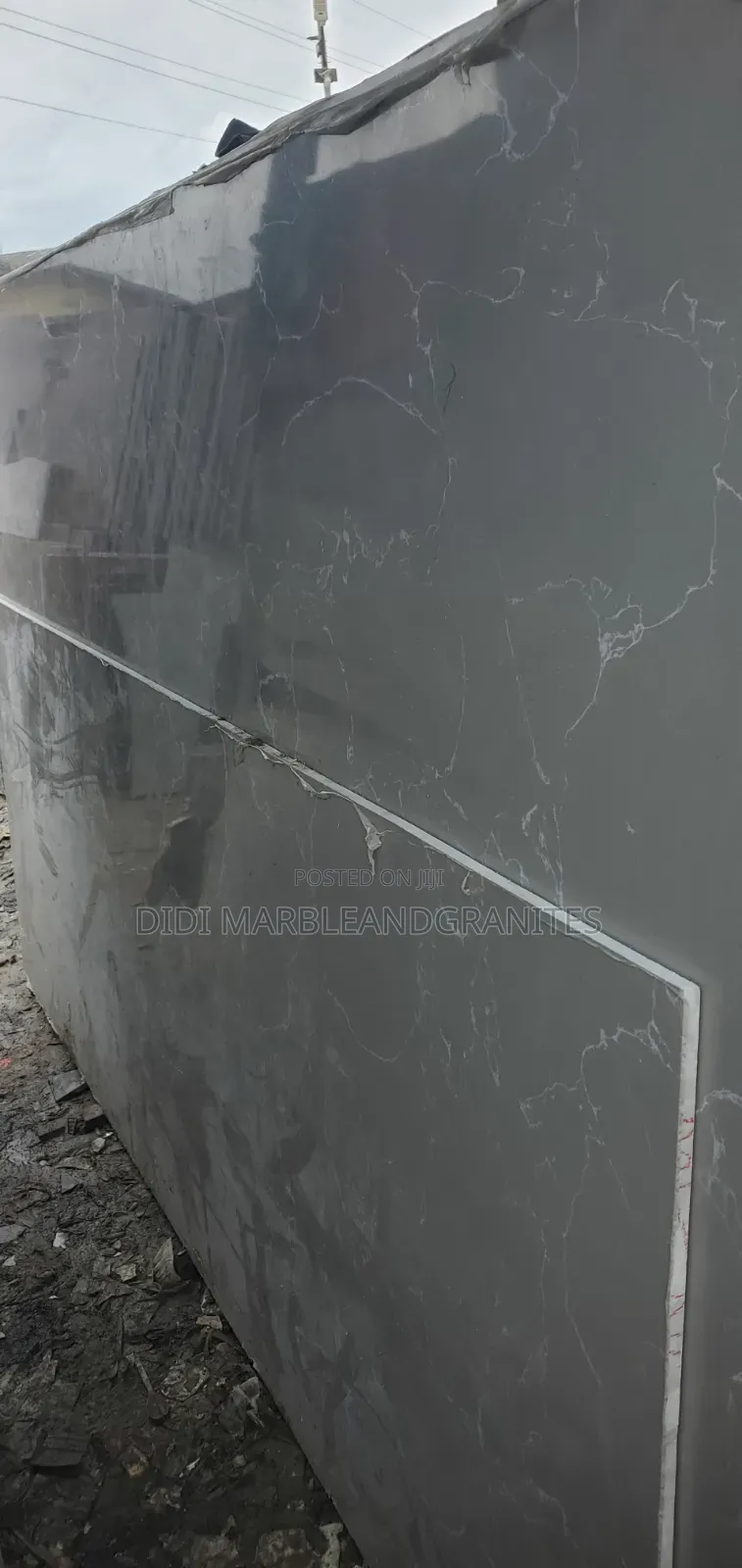 Grey Calakuta Quartz for Counter Top
