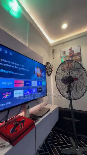 Play Station 4