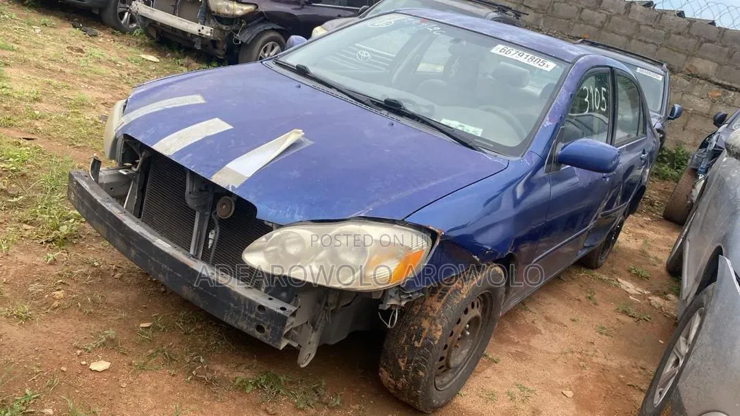 Toyota Corolla 2004 Blue