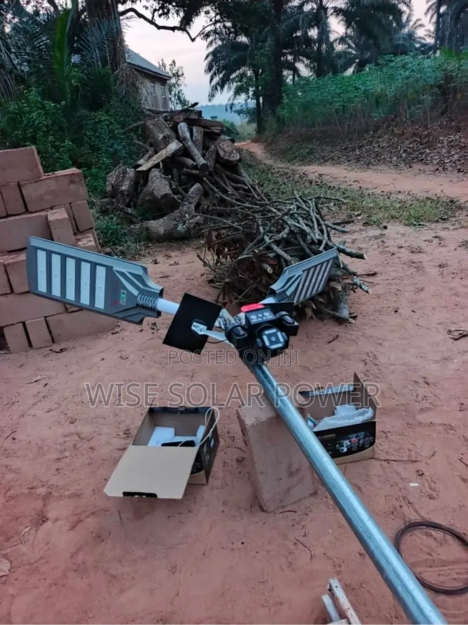 4G 4 Lens Solar Camera