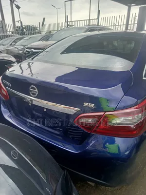 Nissan Altima 2018 Blue