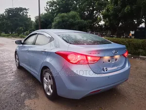 Hyundai Elantra 2012 Blue