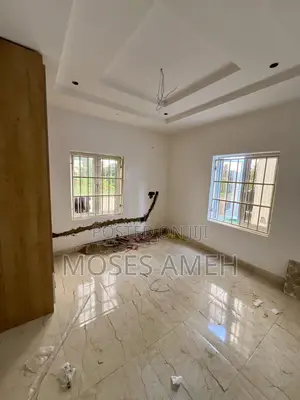 3bdrm Block of Flats in Wuye for rent