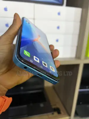 Infinix Smart 7 Plus 64 GB Blue