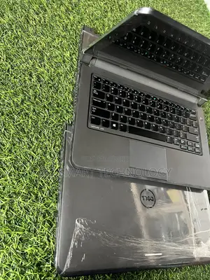 Laptop Dell Latitude 3340 8GB Intel Core i5 HDD 500GB