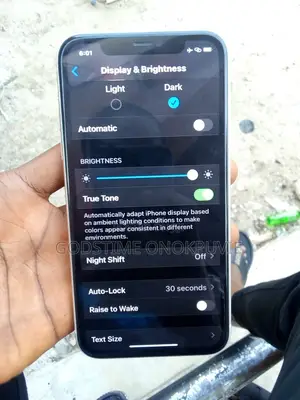 Apple iPhone 11 64 GB White