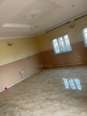 3bdrm Apartment in Elebu, Akala Express for rent