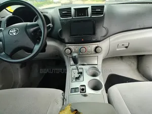 Toyota Highlander 2009 Silver