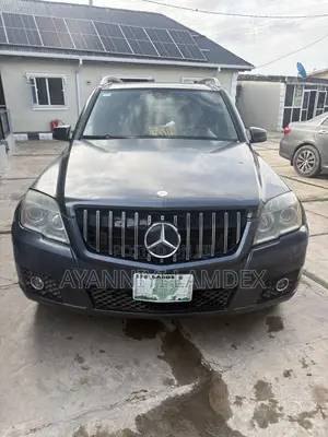 Mercedes-Benz GLK-Class 350 4MATIC 2011 Gray
