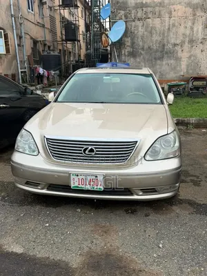 Lexus LS 430 2006 Gold