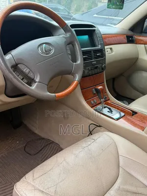 Lexus LS 430 2006 Gold