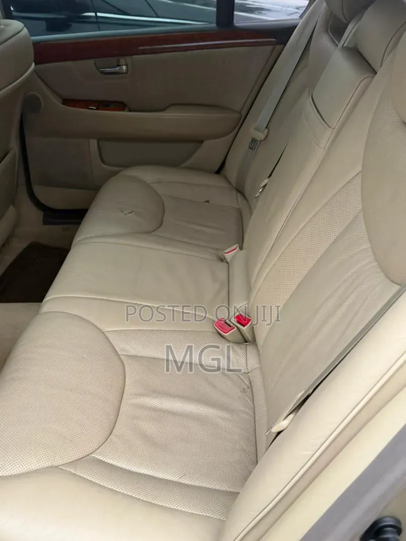 Lexus LS 430 2006 Gold