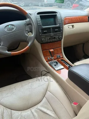 Lexus LS 430 2006 Gold