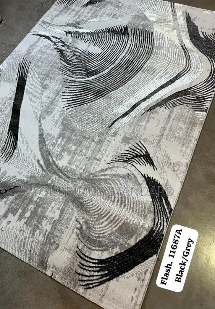 13 by 10 Center Rug
