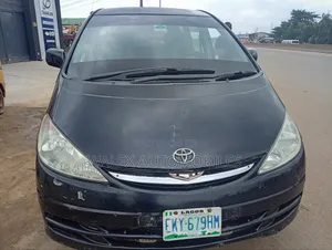 Toyota Previa 2004 Black