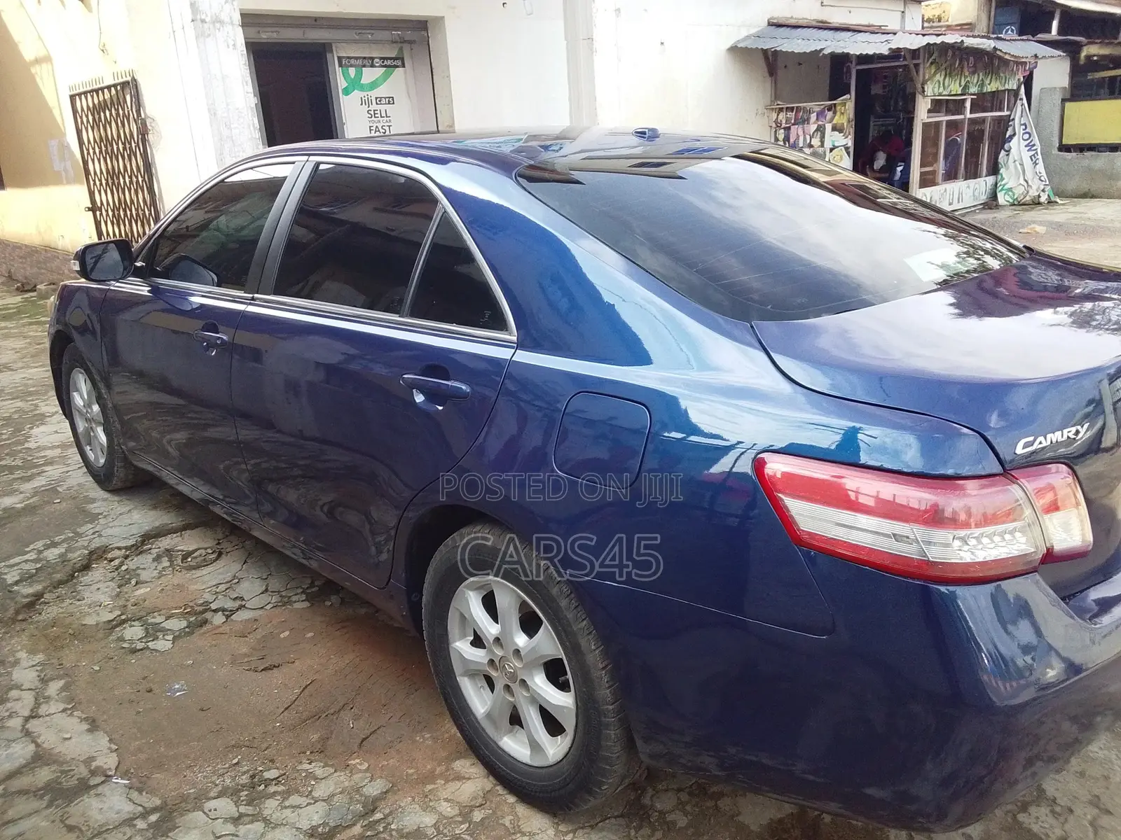 Toyota Camry 2010 Blue