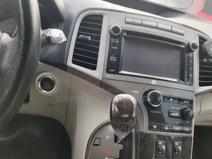 Toyota Venza 2014 Silver