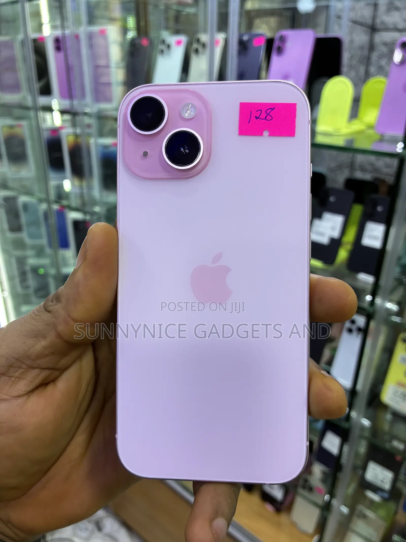Apple iPhone 15 128 GB Pink
