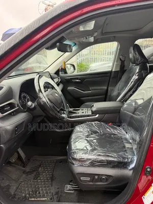 Toyota Highlander Limited 2022 Red