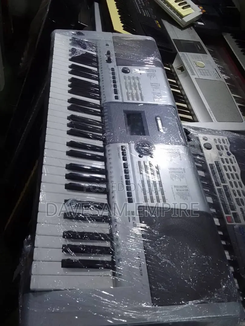 Super Clean Direct UK Used Yamaha PSR E 403 Keyboard