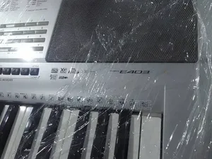 Super Clean Direct UK Used Yamaha PSR E 403 Keyboard