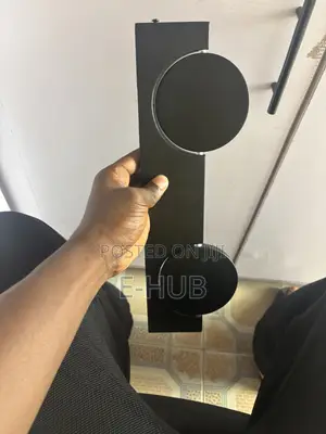 Beautiful Wall Lamp With Mirror Reflection