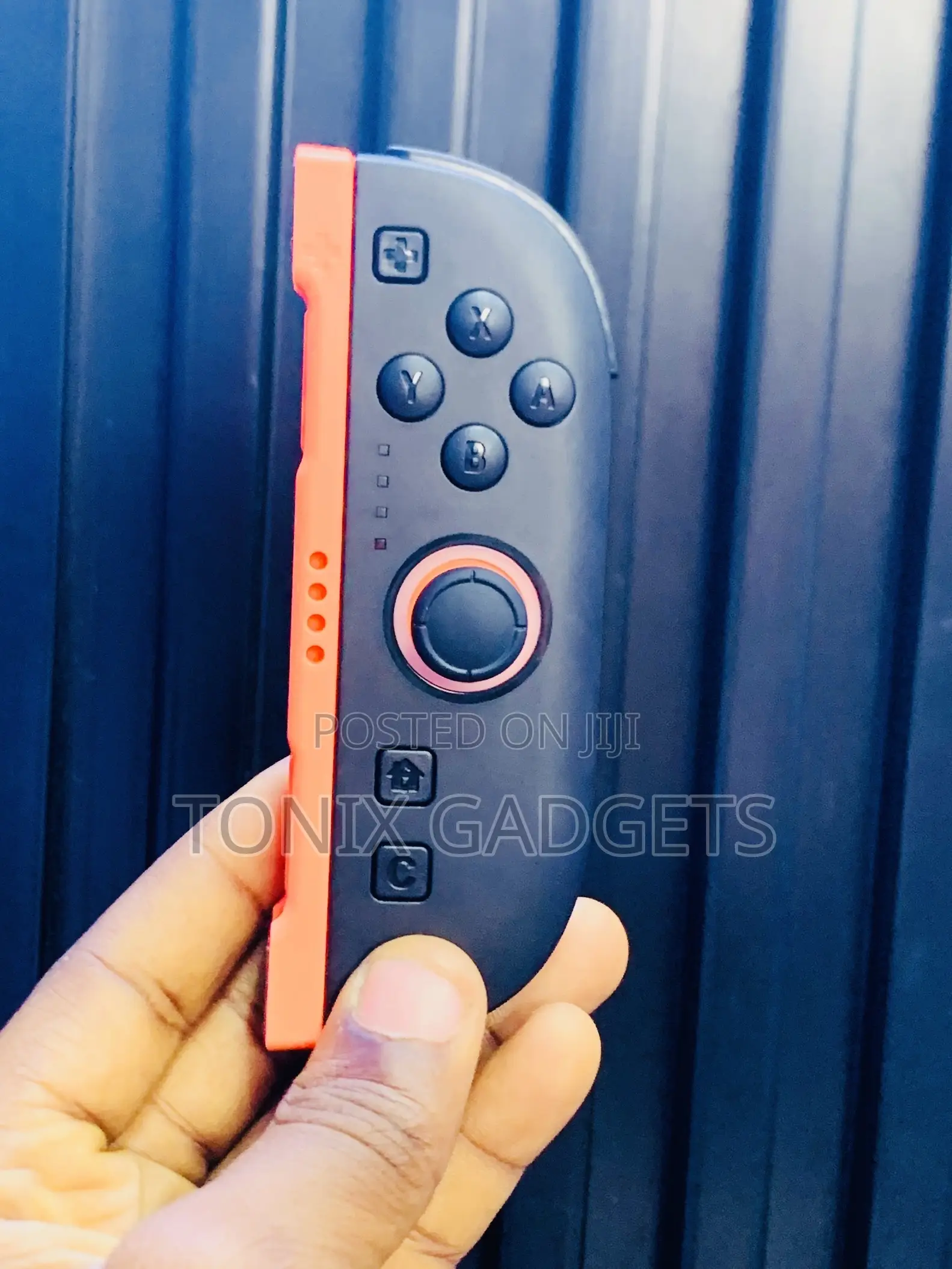 Third-Party JOY-PAD (L)/(R) Wireless Gaming Controller