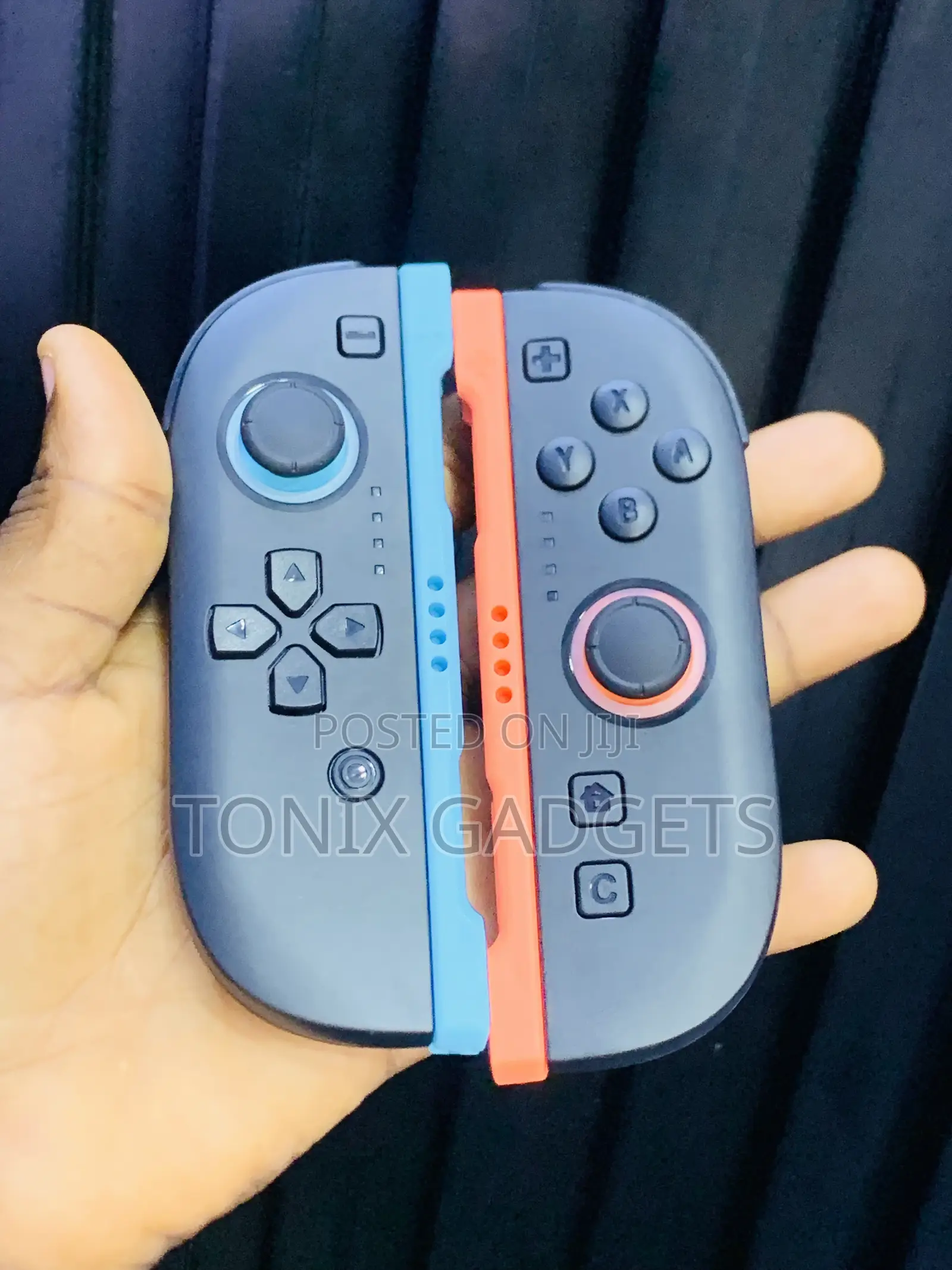 Third-Party JOY-PAD (L)/(R) Wireless Gaming Controller