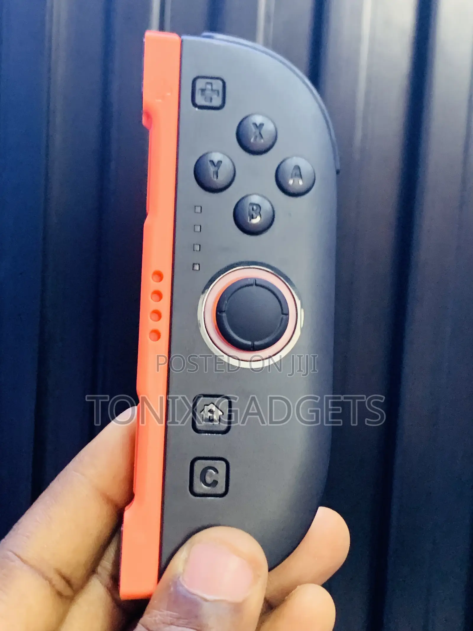 Third-Party JOY-PAD (L)/(R) Wireless Gaming Controller