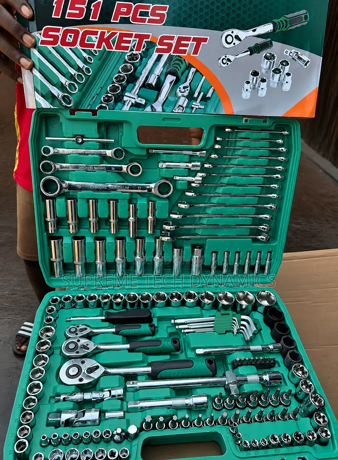 151-Piece Professional Socket Ratchet Tool Set – Brand New