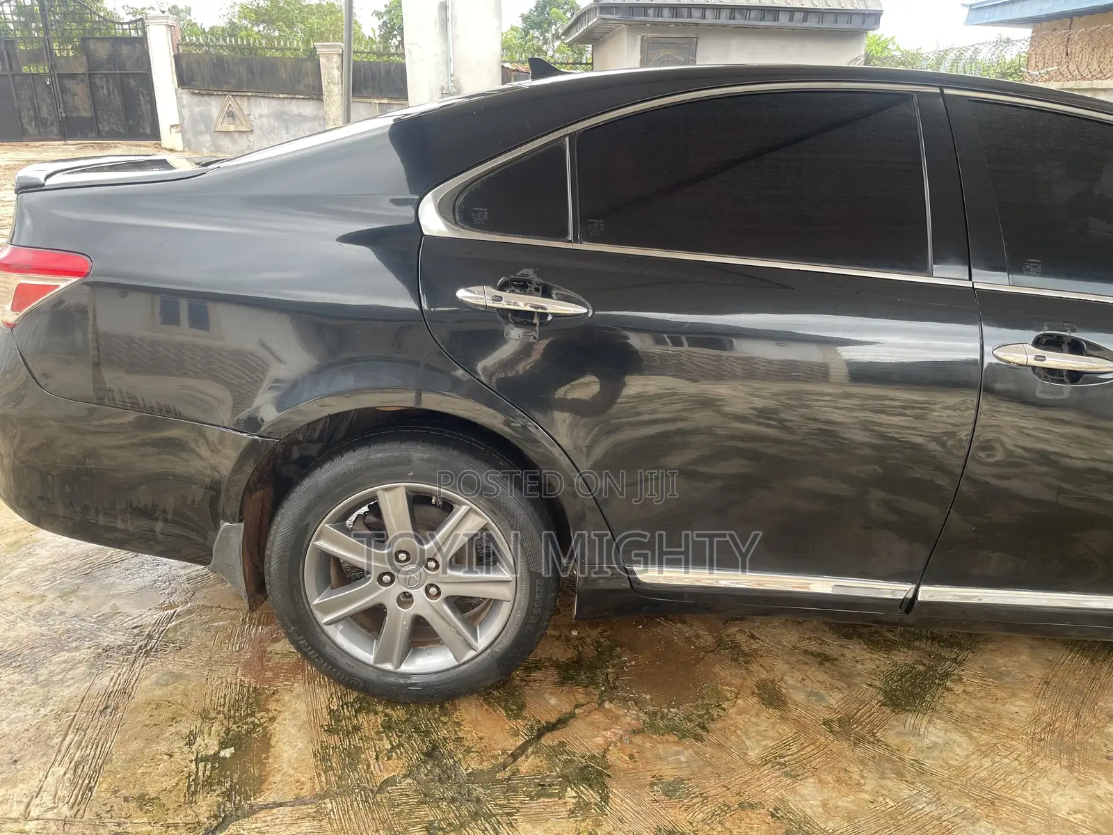 Lexus ES 2012 Black
