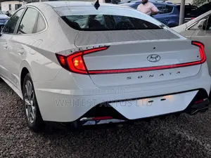 Hyundai Sonata SE 2020 White