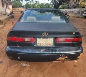 Toyota Camry Automatic 1999 Blue