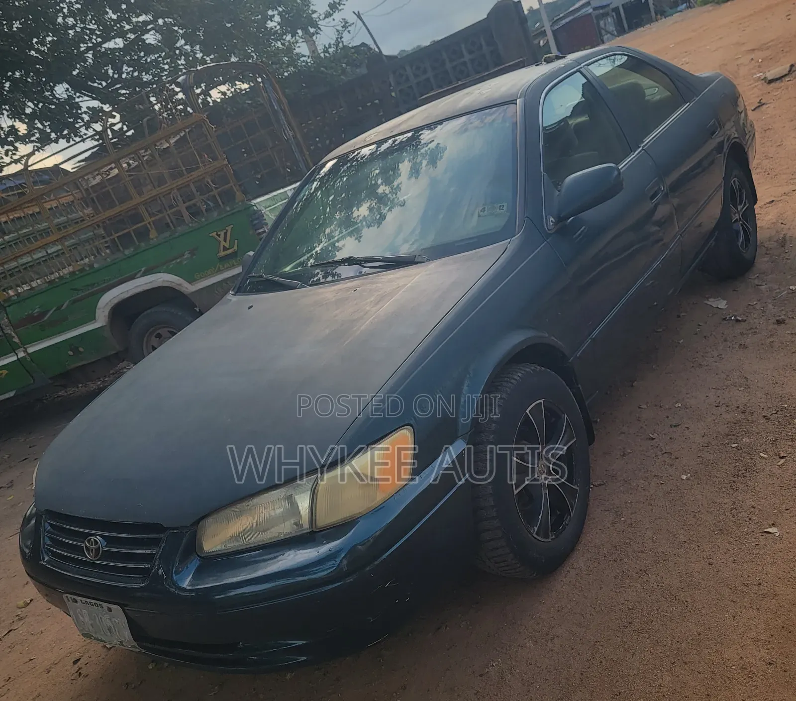 Toyota Camry Automatic 1999 Blue