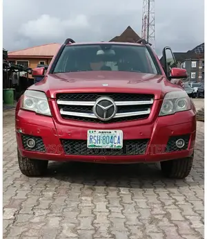 Mercedes-Benz GLK-Class 350 2010 Red