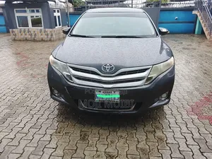 Toyota Venza 2010 Gray
