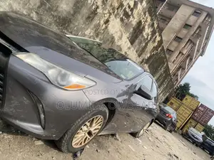 Toyota Camry LE 4dr Sedan (2.5L 4cyl 6A) 2017 Gray