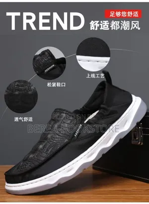Classic Men's Sneakers