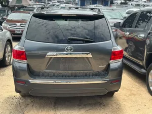 Toyota Highlander 2013 Gray