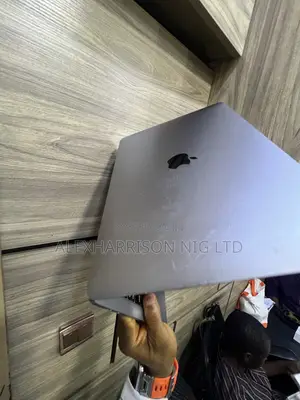 Laptop Apple MacBook Pro 2019 8GB Intel Core i5 SSD 128GB