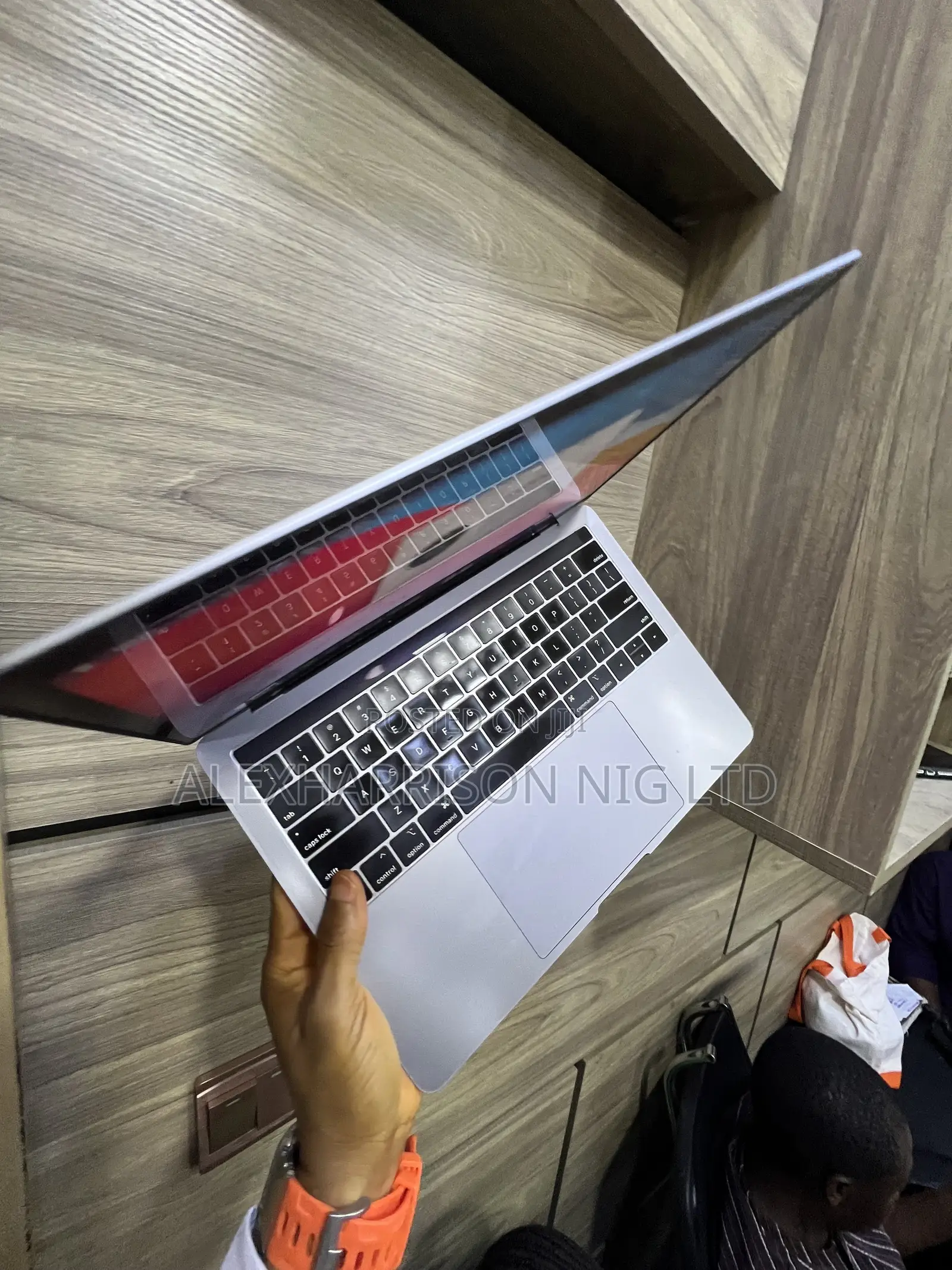 Laptop Apple MacBook Pro 2019 8GB Intel Core i5 SSD 128GB