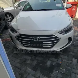 Hyundai Elantra SE 2018 White