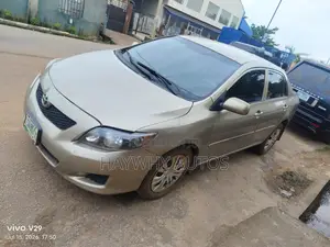 Toyota Corolla 2010 Gold