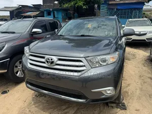 Toyota Highlander 2013 Gray