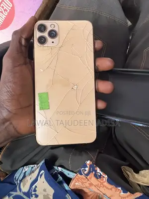 Apple iPhone 11 Pro Max 64 GB Gold