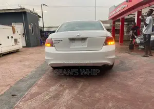 Honda Accord Sedan EX Automatic 2011 White